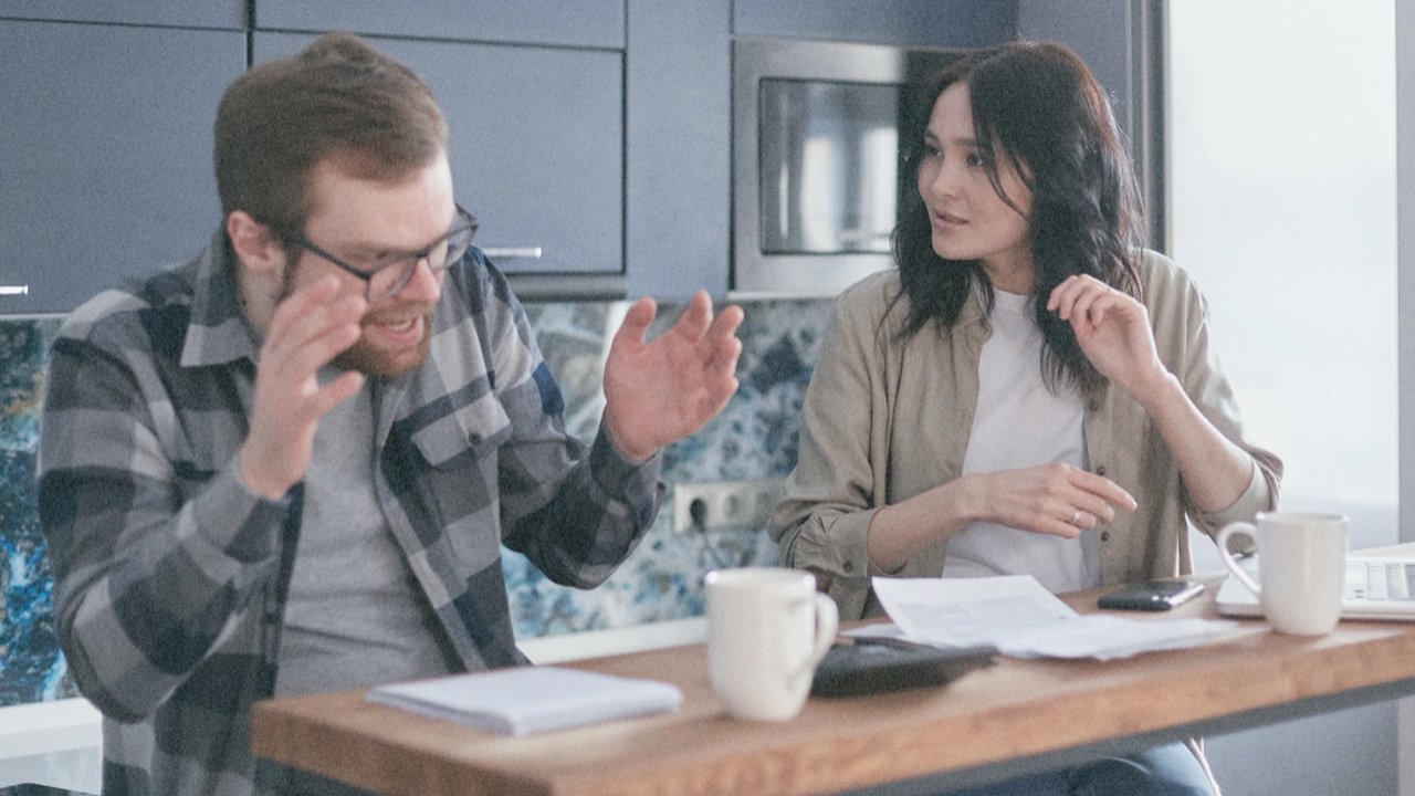 6 Signs That Money Is an Issue in Your Marriage