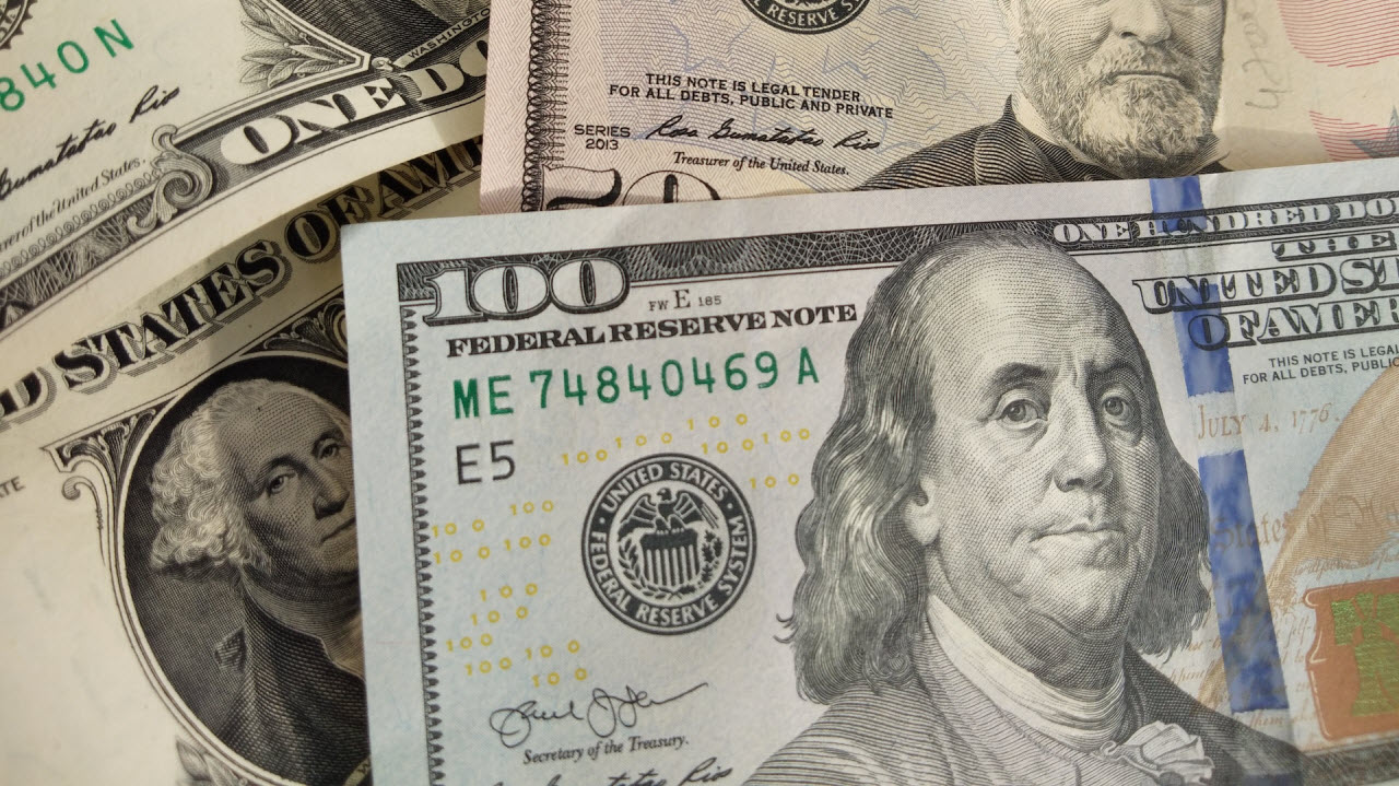 Is It Okay for Christians To Be Wealthy?