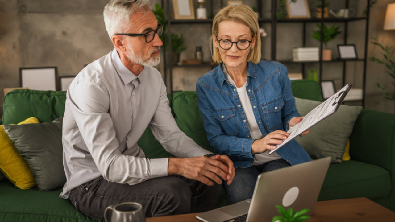 Talking the Talk of an Investor